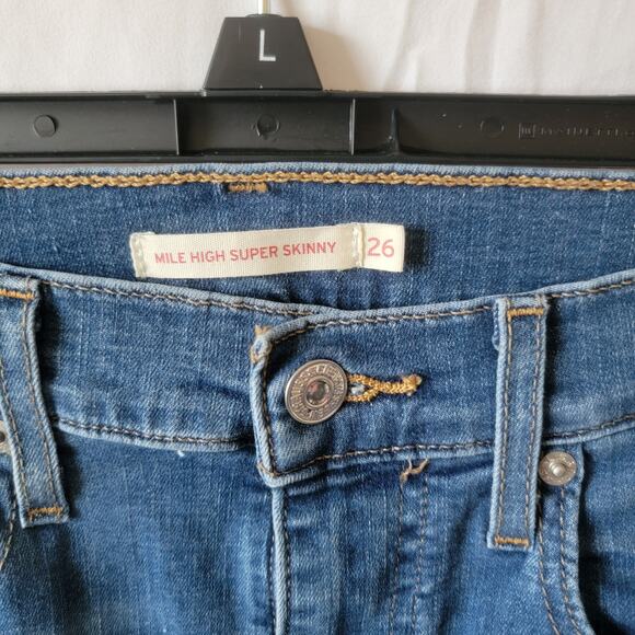 Levi's Medium Wash Distressed High Rise Mile High Classic Skinny Jeans Size 26 - Picture 2 of 12
